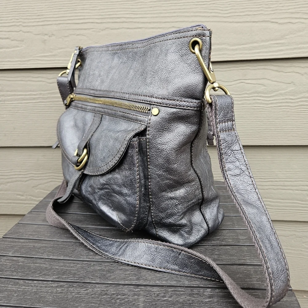Vintage Fossil Sasha Crossbody Leather Bag Shiny Metallic Silver Purse Large